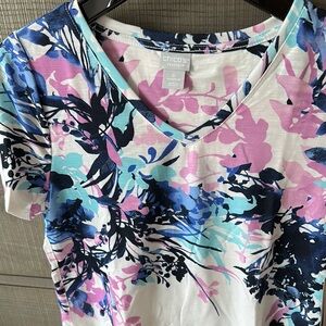 Chico’s Floral V-Neck Women's Top